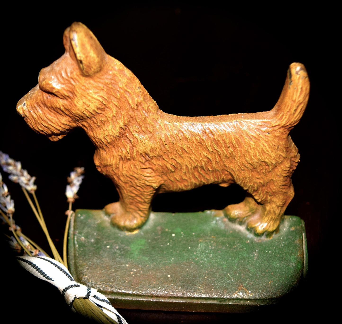 Antique Hubley Cast Iron Terrier Doorstop or Bookend        C316