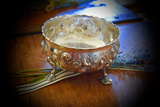 Sterling Silver Sheffield English Candy/Nut Bowl c.1800's                    Sku: C008