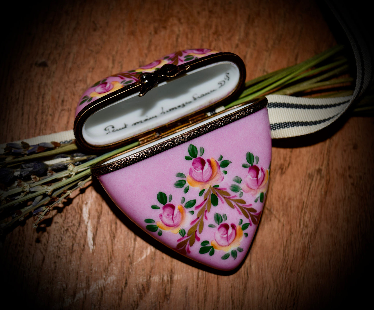 Vintage French Limoges Pink Heart Shaped Box                       Sku: L335