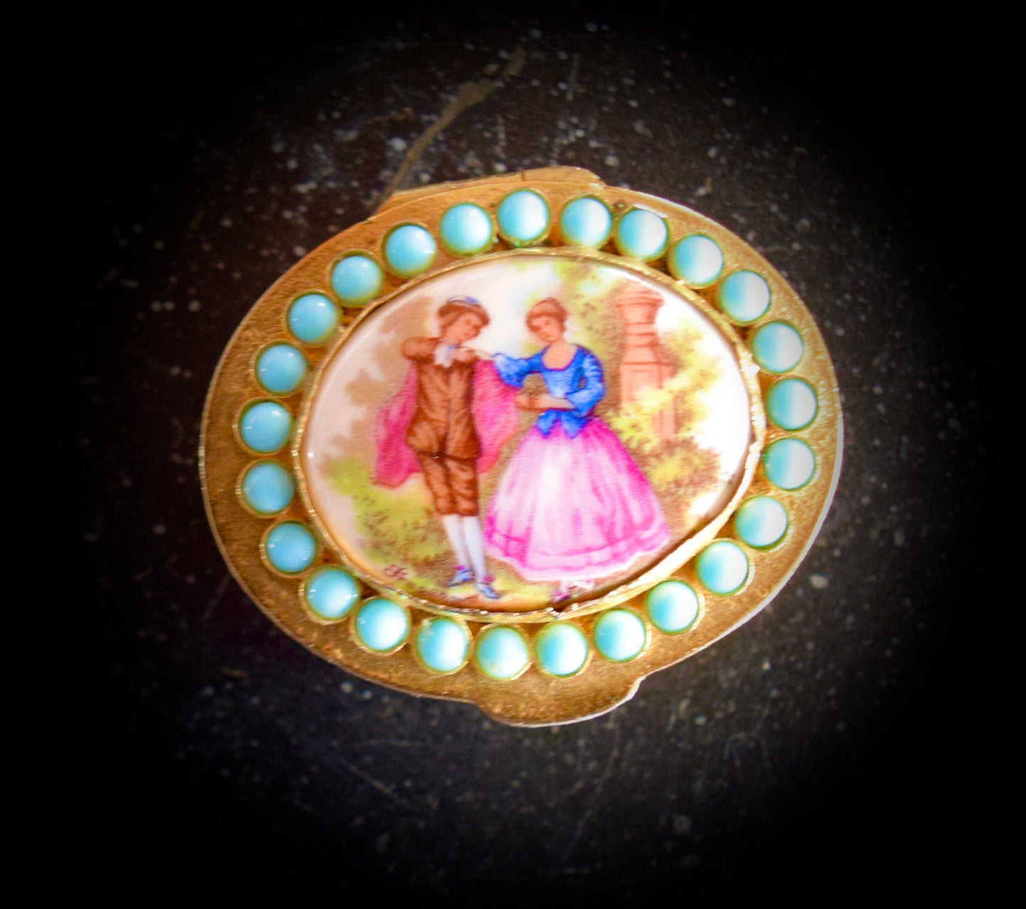 Vintage Pill Box with Romantic Couple Scene Hand Painted on Porcelain.            SKU: C101