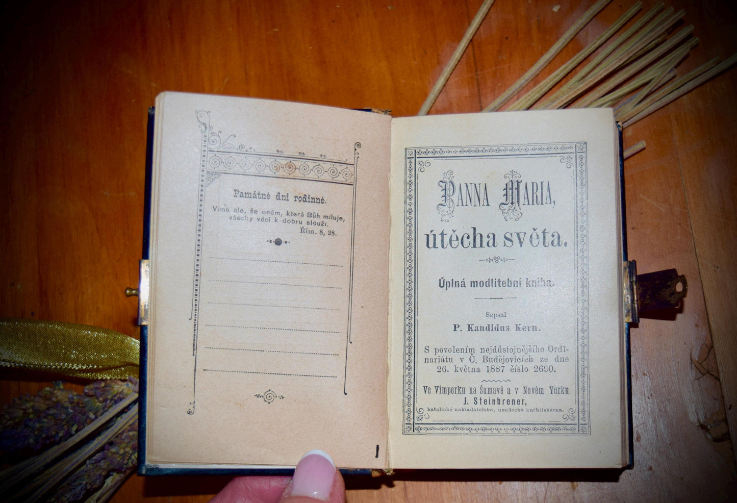 Antique Czech Prayer Book "Ranna Maria" c.1887.                     Sku: R001