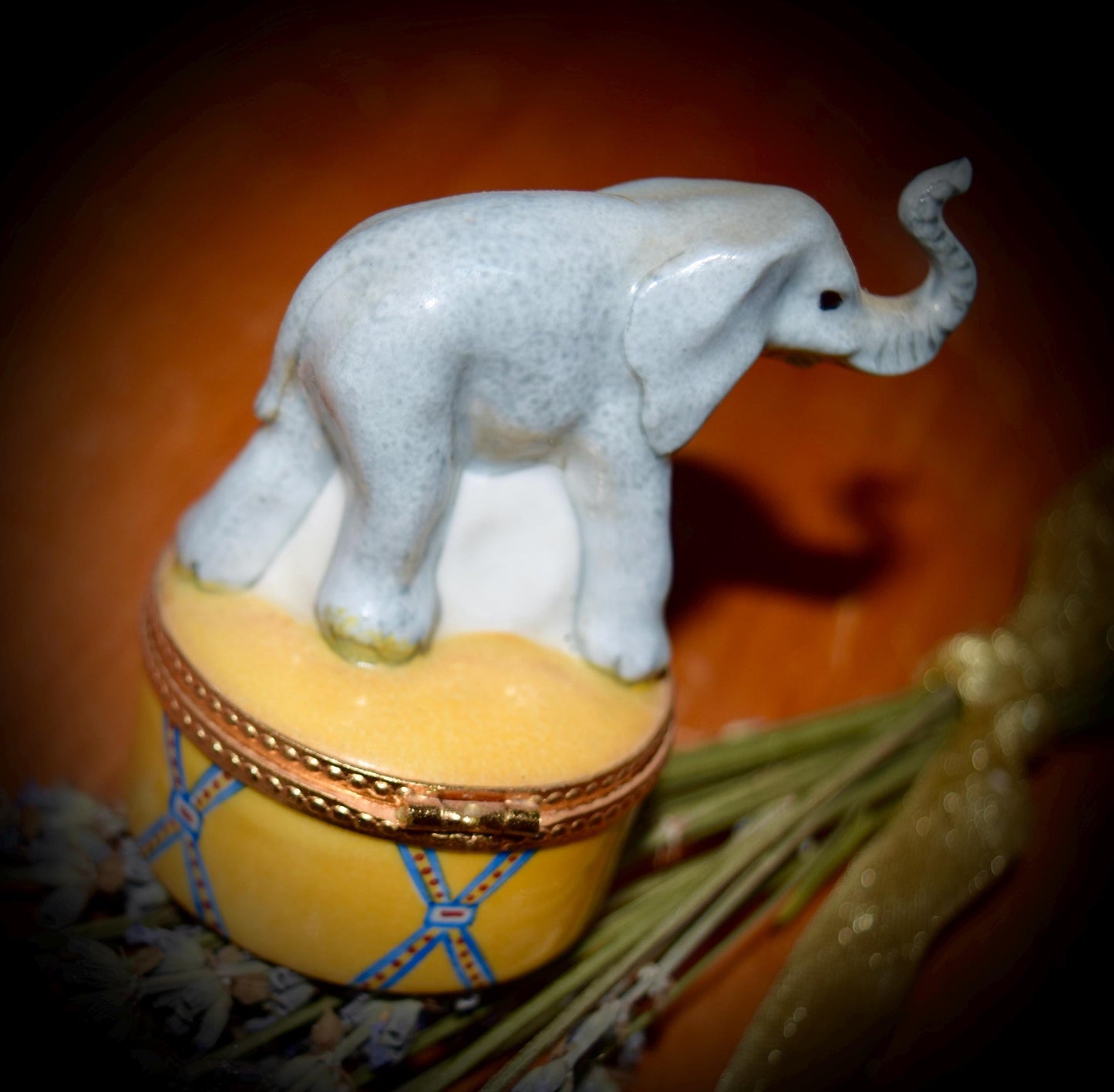 Rare Tiffany & Co. French Limoges Elephant Box                      Sku: L342