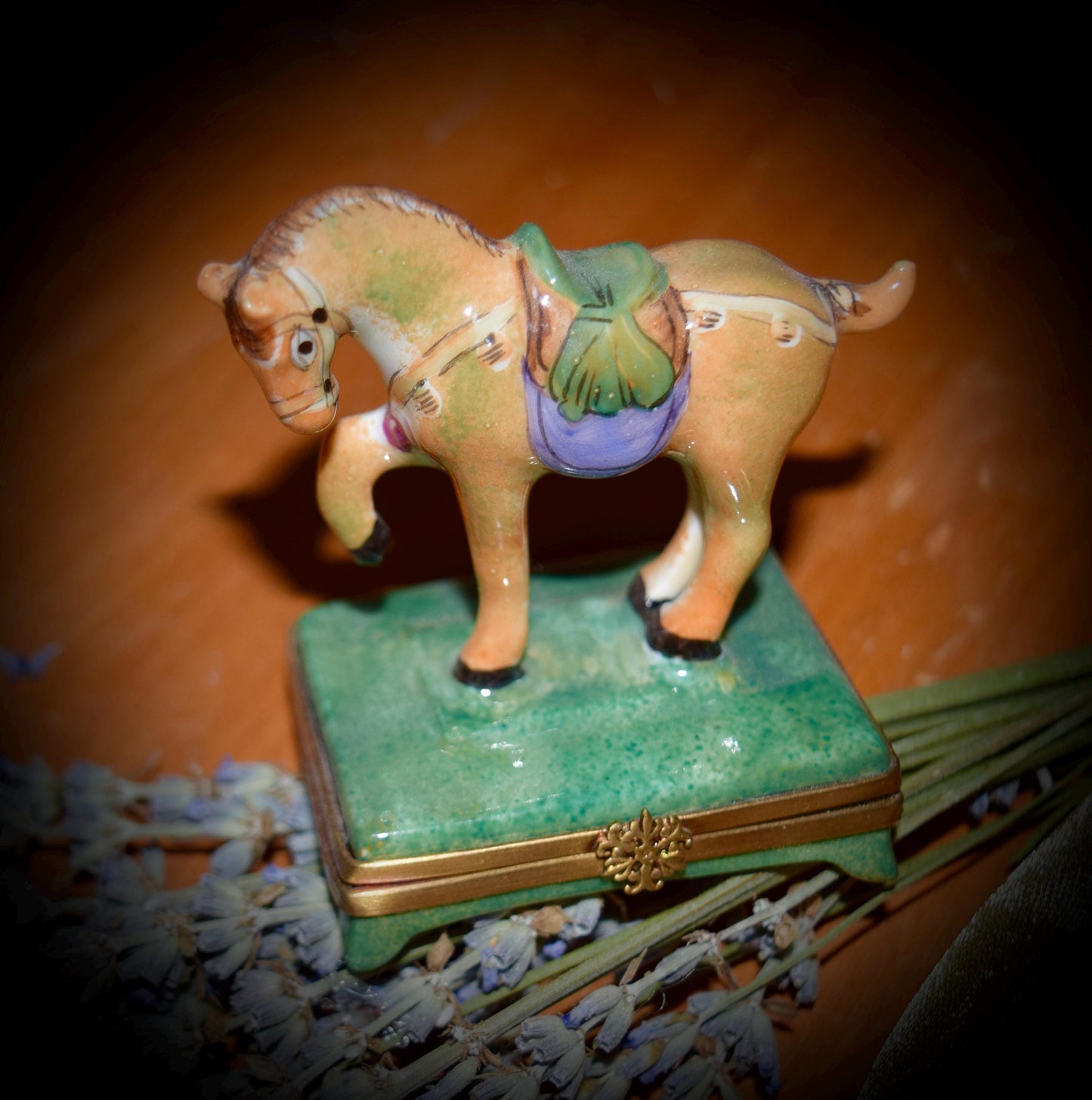 Rare Vintage Rochard Limoges Horse Box                      Sku: L341