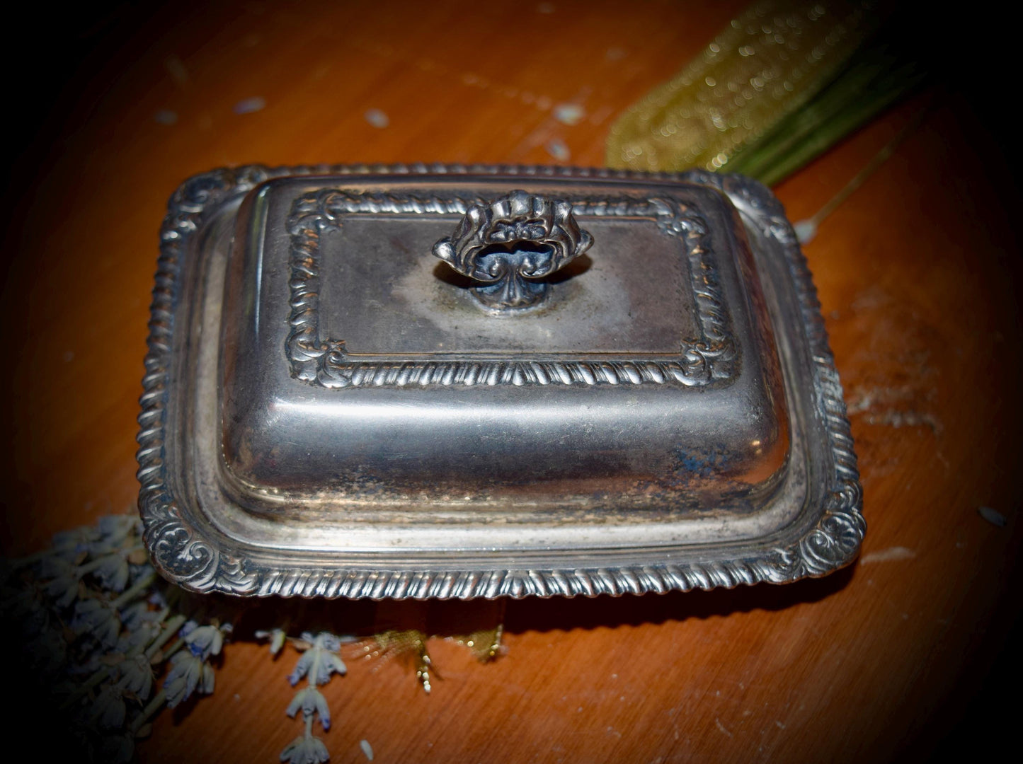 Silverplated Small Butter Dish                                      Sku: C233