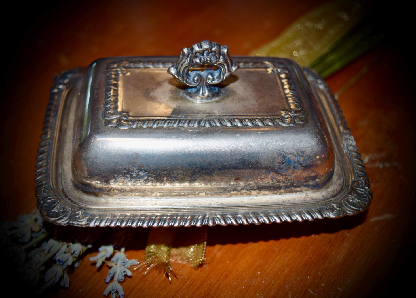 Silverplated Small Butter Dish                                      Sku: C233