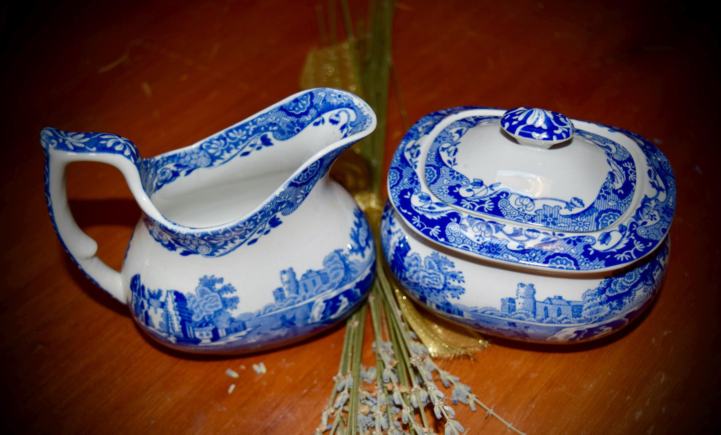 SPODE English Made Italian Pattern Sugar and Creamer                         Sku: C235