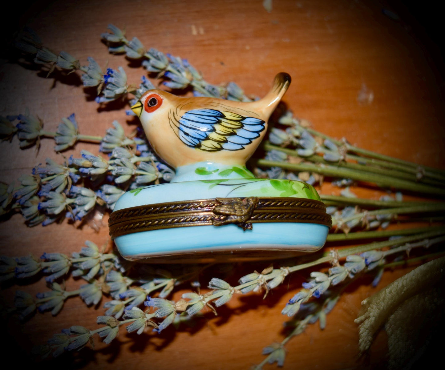 Vintage French Limoges Bird in a Tree                    Sku: L355