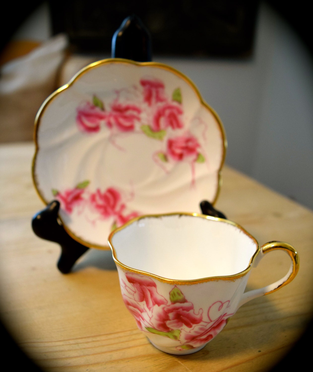 Sweet Pea Vintage Fine Bone China From Salisbury, England Tea Cup  Sku: T160