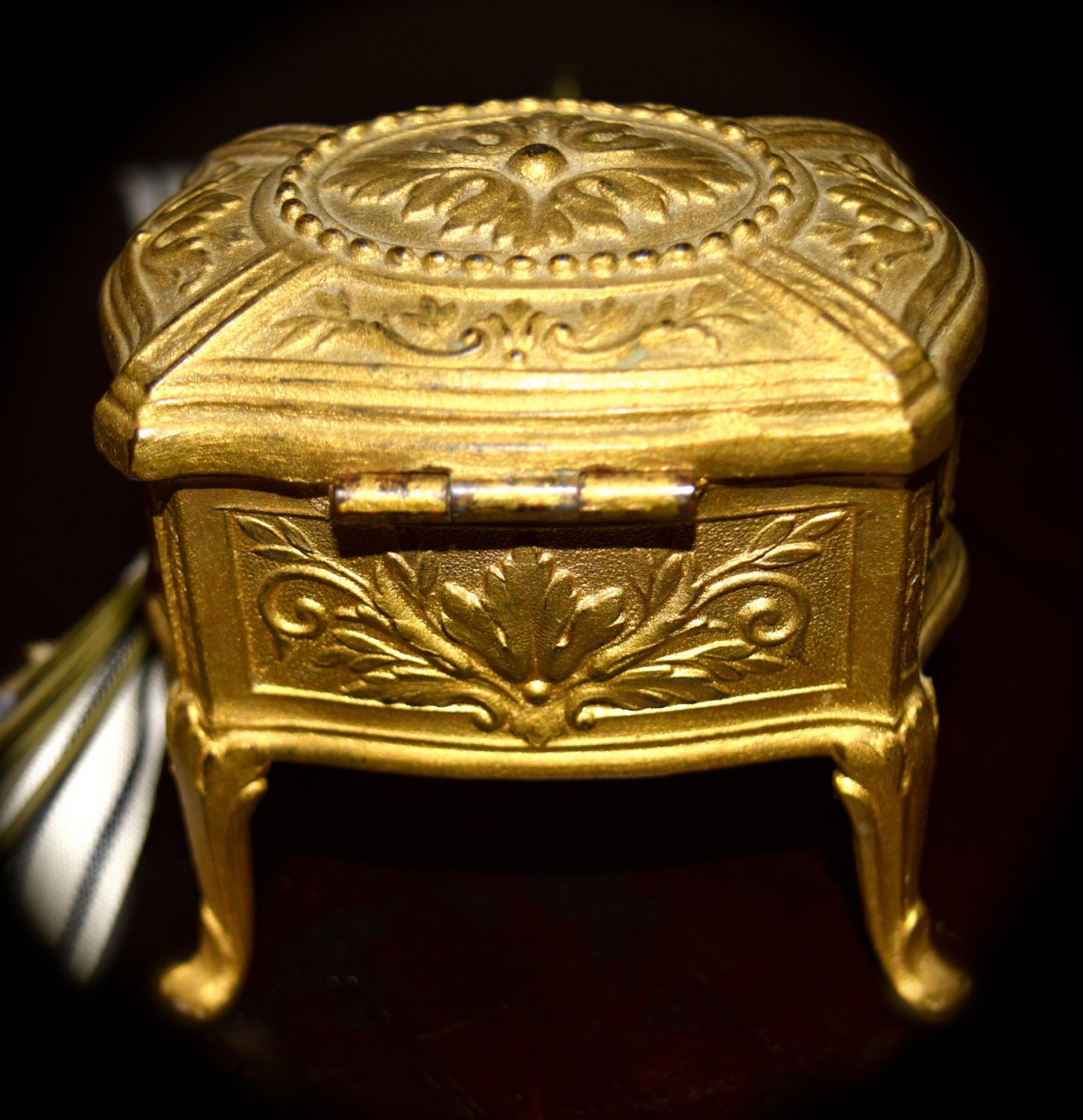 Antique French Ornate Jewelry /Trinket Box   Sku:  J014