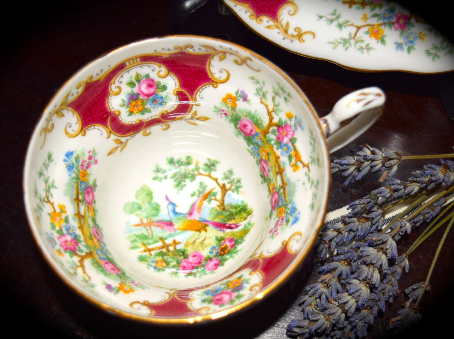 EB Foley 1850 Bone China, Made in England, "BROADWAY" Teacup and Saucer   Sku: T075